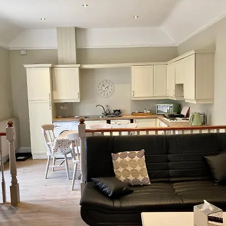 Pinewood Cottage Self Catering Apartments And Studio Apartments Lyndhurst Extérieur photo