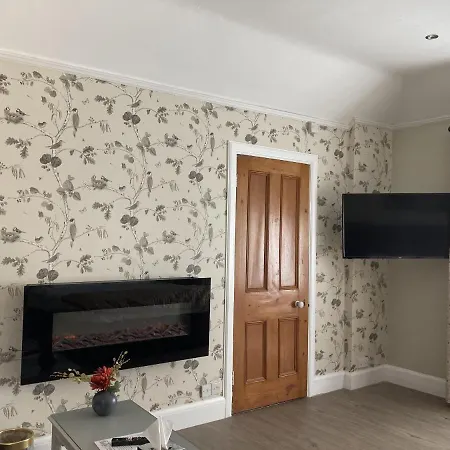 Pinewood Cottage Self Catering Apartments And Studio Apartments Lyndhurst Extérieur photo