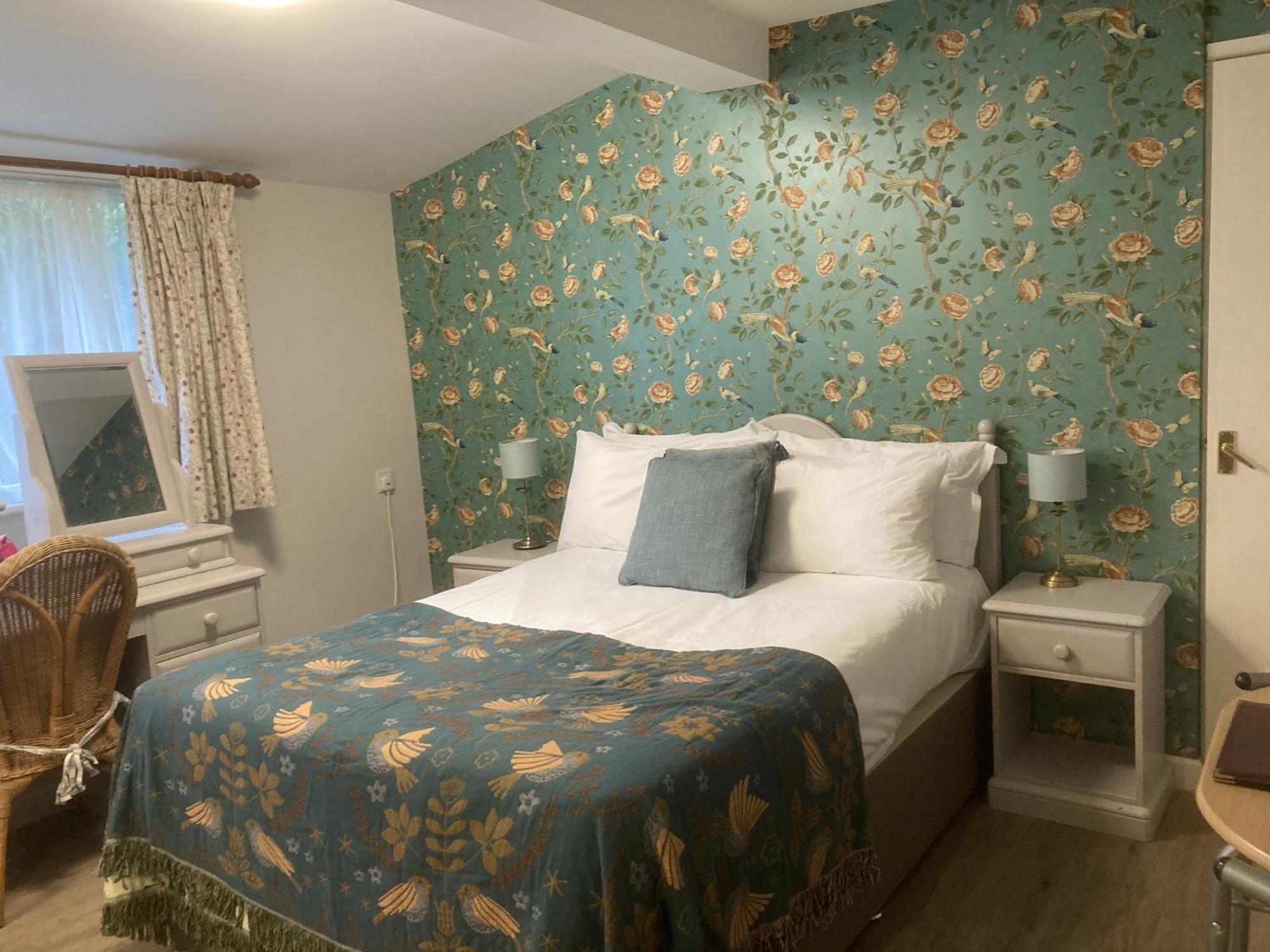 Pinewood Self Catering And Lyndhurst